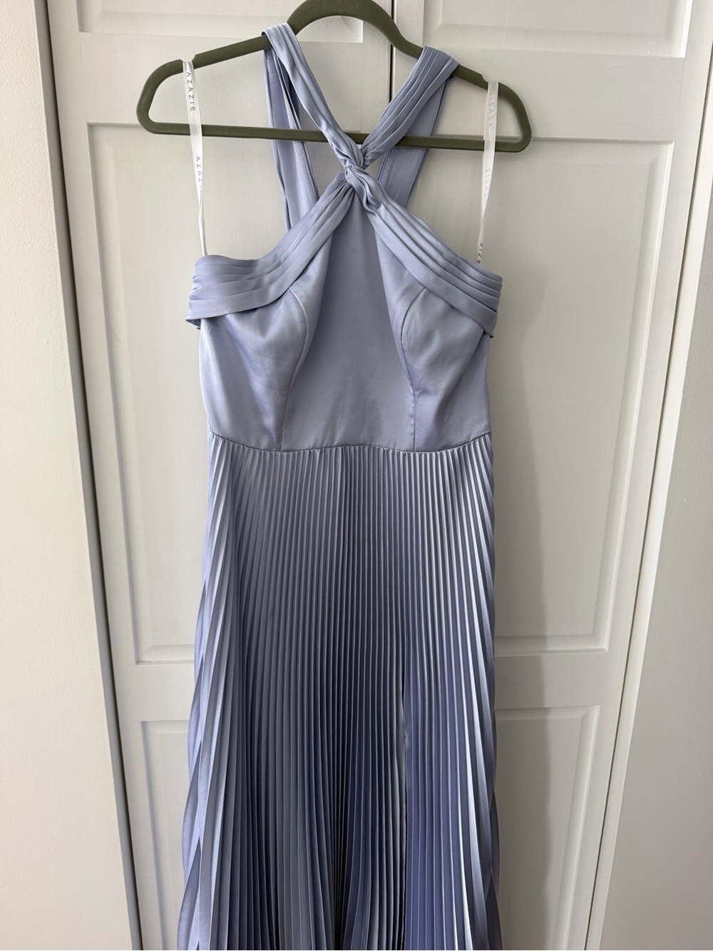 Azazie Dusty Blue Pleated Halter Bridesmaid Maxi Dress Size A12 (US 10/12) - Picture 9 of 16